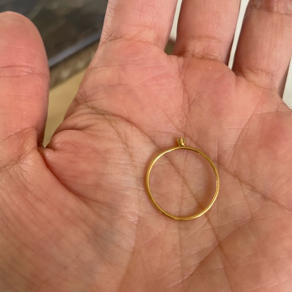 CATBIRD 18k Solitaire Diamond Ring - Picture 9 of 12